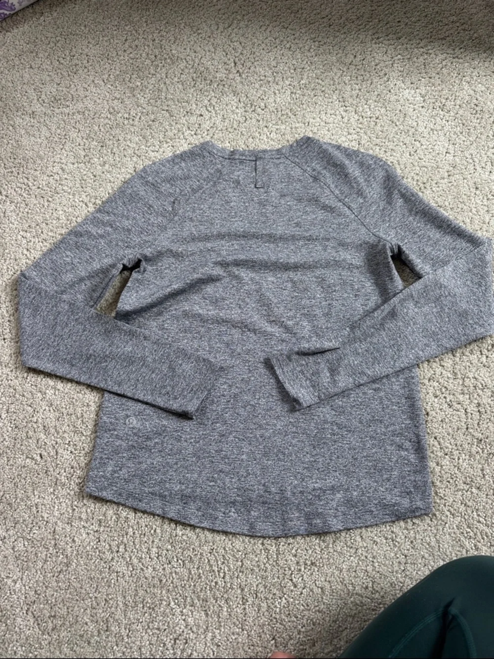 LULULEMON Grey Long Sleeve Top 4/XS